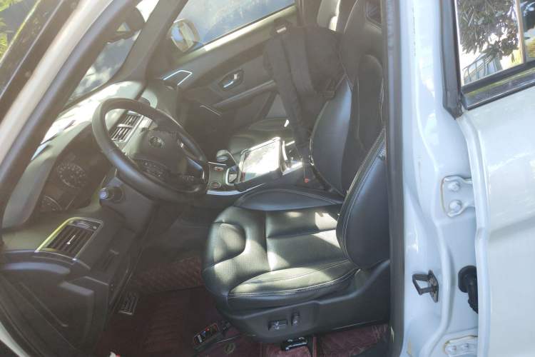 Used Land X7 2016 2.0T Panoramic Prestige Edition Left Front Seat