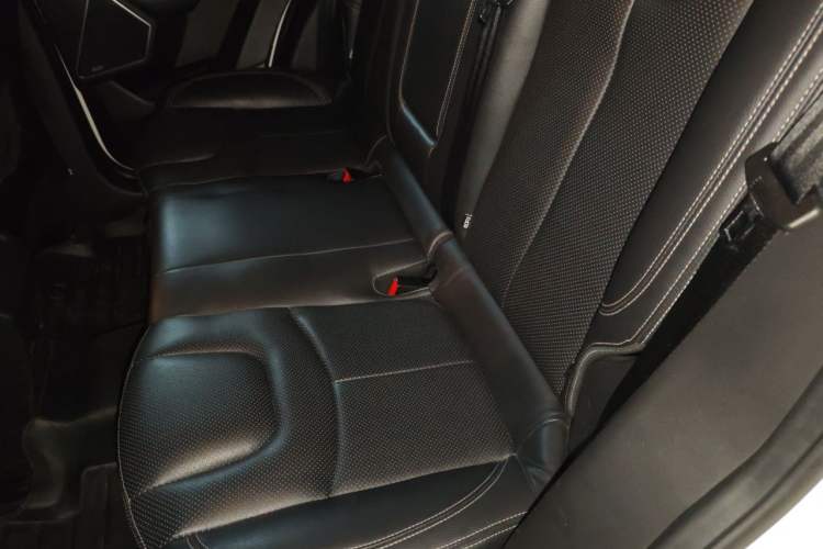Used Land X7 2016 2.0T Panoramic Prestige Edition Left Rear Seat