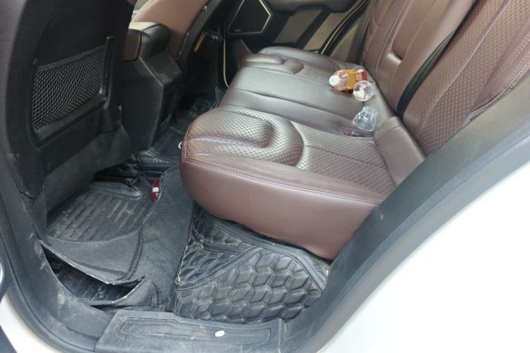 Used Land X7 2016 2.0T Panoramic Prestige Edition Left Rear Seat