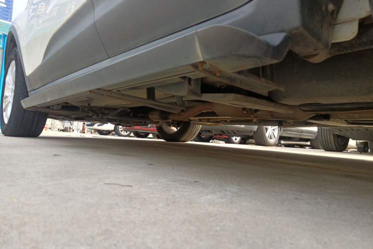 Used Land X7 2016 2.0T Panoramic Deluxe Edition Left Side Sill