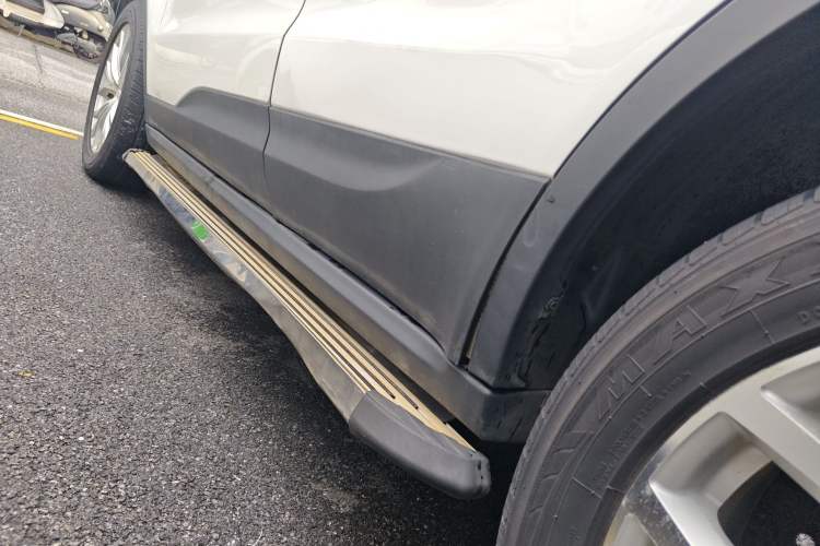 Used Land X7 2016 2.0T Panoramic Prestige Edition Left Side Sill