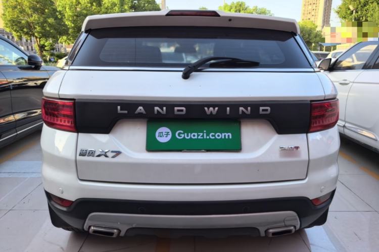 Used Land X7 2016 2.0T Panoramic Prestige Edition Rear