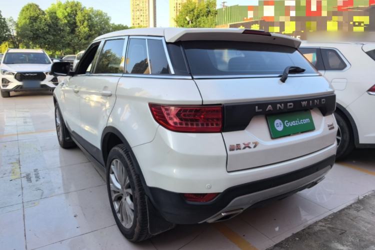 Used Land X7 2016 2.0T Panoramic Prestige Edition Rear Left 45 Deg