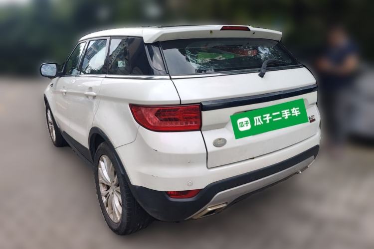 Used Land X7 2016 2.0T Panoramic Prestige Edition Rear Left 45 Deg