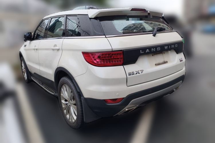 Used Land X7 2016 2.0T Panoramic Prestige Edition Rear Left 45 Deg