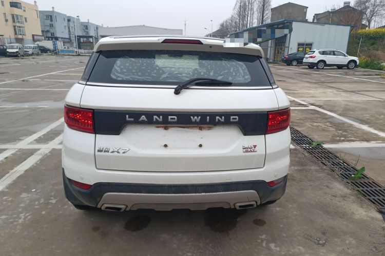 Used Land X7 2016 2.0T Panoramic Prestige Edition Rear