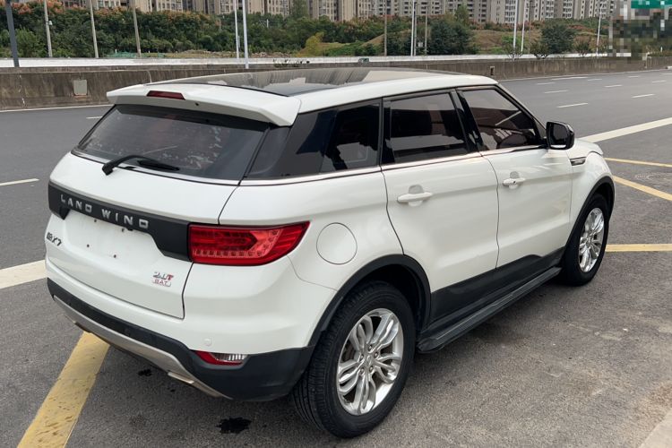 Used Land X7 2016 2.0T Panoramic Deluxe Edition Rear Right 45 Deg