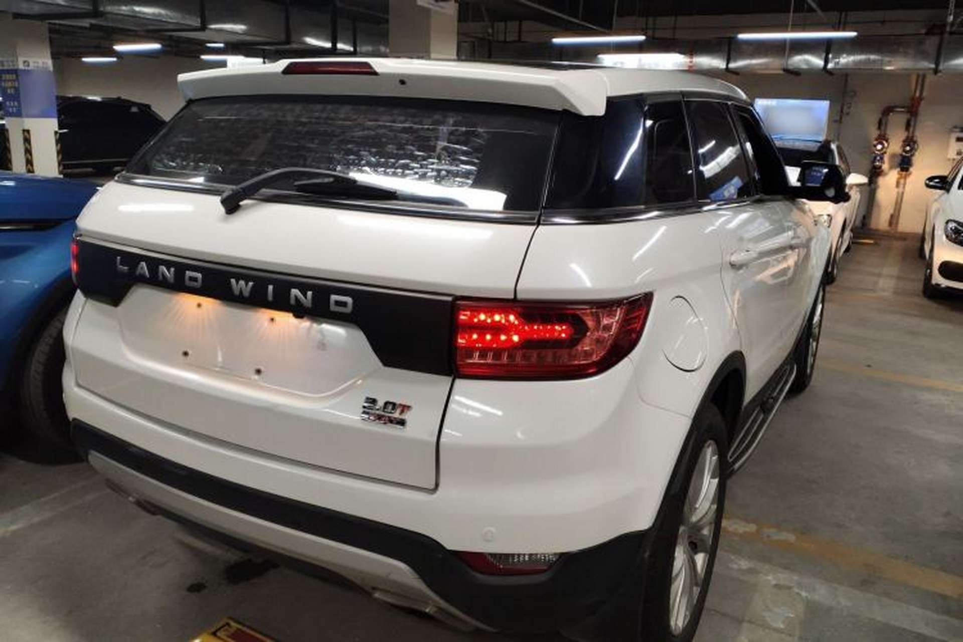 Used Land X7 2016 2.0T Panoramic Prestige Edition Rear Right 45 Deg