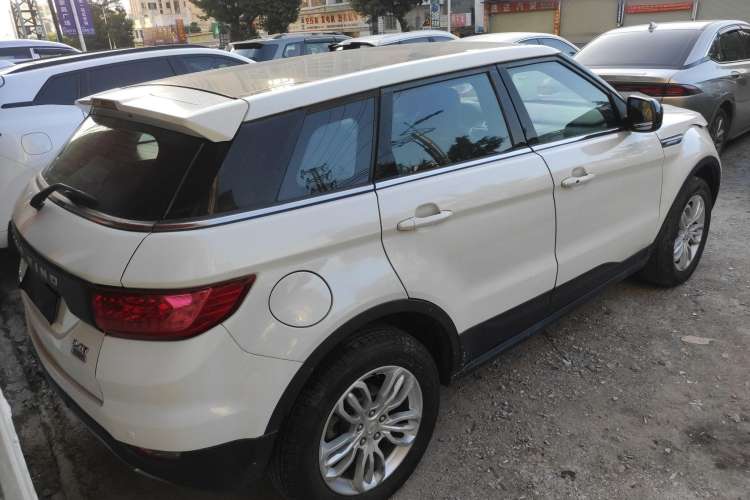 Used Land X7 2016 2.0T Panoramic Deluxe Edition Rear Right 45 Deg