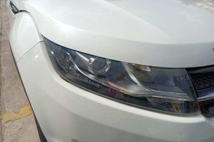 Used Land X7 2016 2.0T Panoramic Deluxe Edition Right Front Headlight