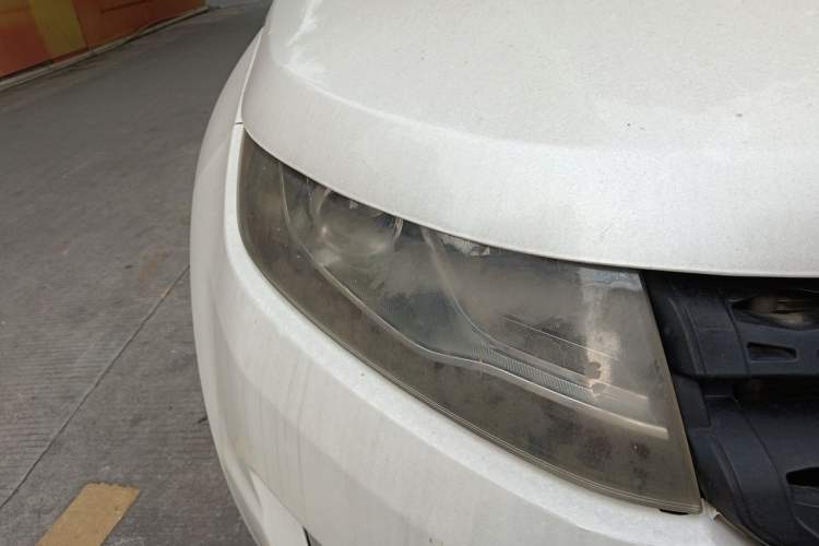 Used Land X7 2016 2.0T Panoramic Prestige Edition Right Front Headlight
