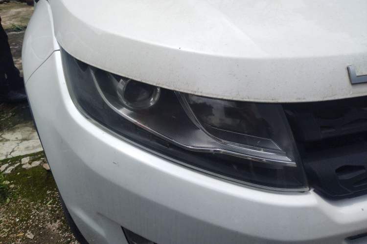 Used Land X7 2016 2.0T Panoramic Deluxe Edition Right Front Headlight