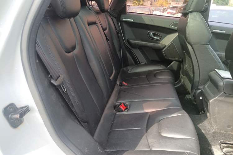 Used Land X7 2016 2.0T Panoramic Deluxe Edition Right Rear Seat