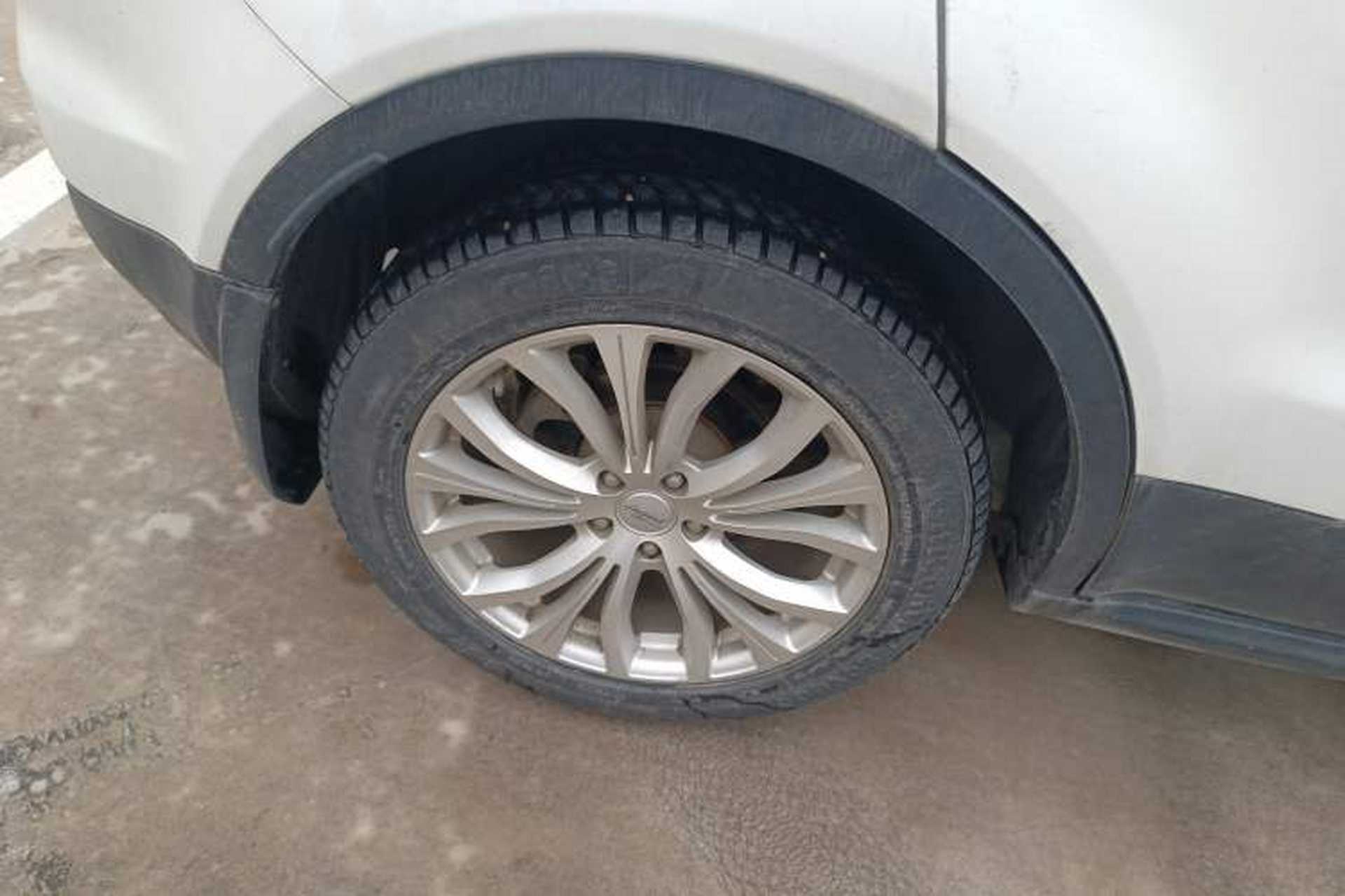 Used Land X7 2016 2.0T Panoramic Prestige Edition Right Rear Wheel Hub