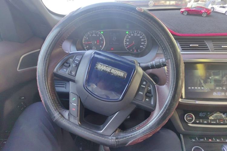 Used Land X7 2016 2.0T Panoramic Prestige Edition Steering Wheel