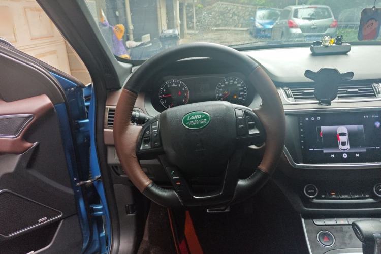 Used Land X7 2016 2.0T Panoramic Prestige Edition Steering Wheel