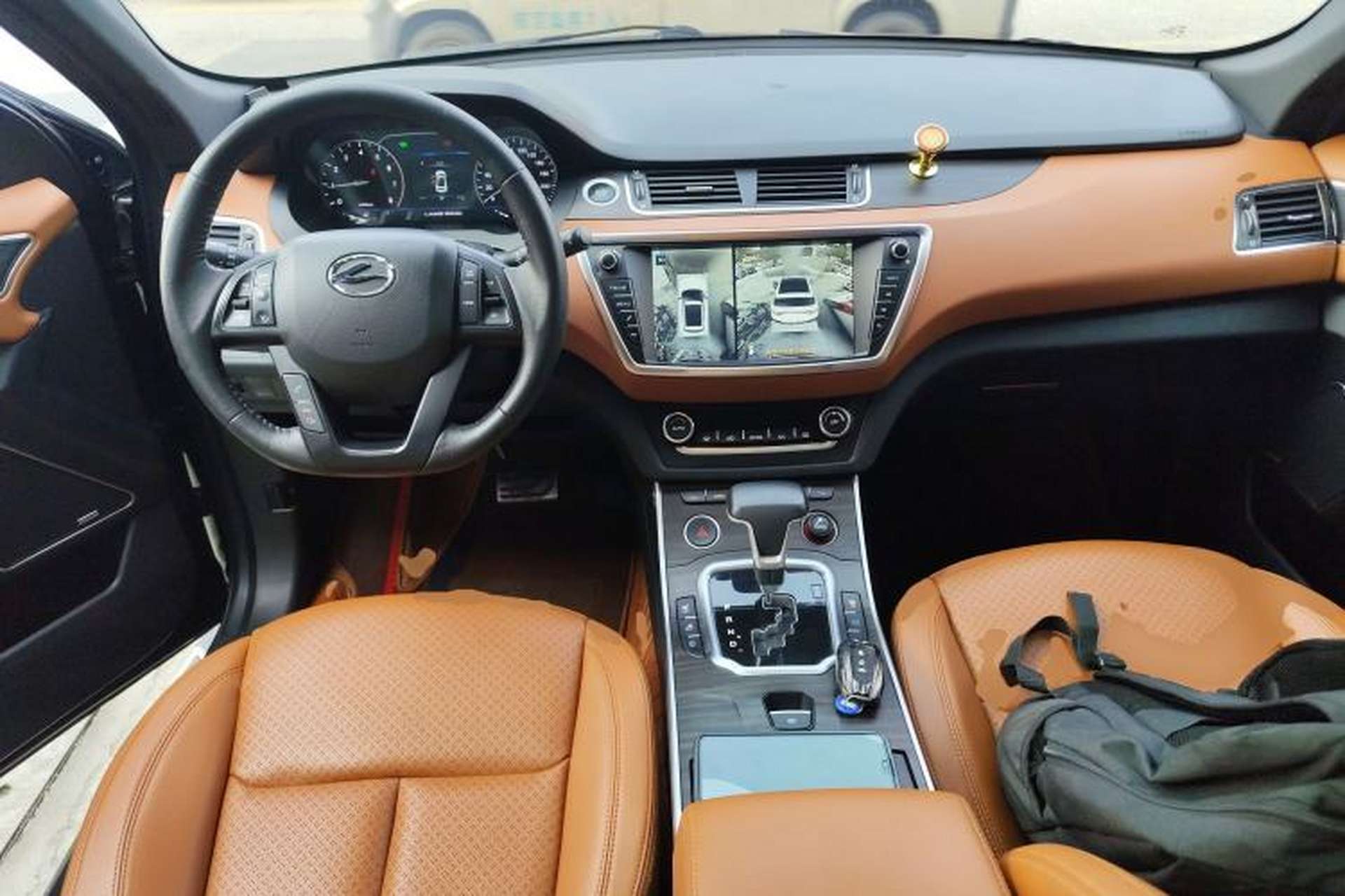 Used Land X7 2018 Geely Xingyue 1.5T Panoramic Supreme Model Center Console
