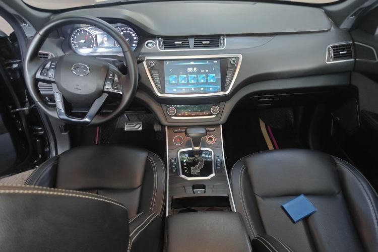 Used Land X7 2018 Geely Xingyue 1.5T Panoramic Supreme Model Center Console