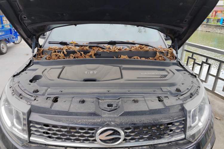 Used Land X7 2018 Geely Jingyue 1.5T Panoramic Luxury Model Engine Bay