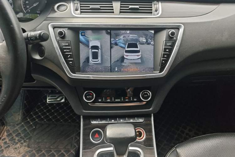 Used Land X7 2018 Geely Xingyue 1.5T Panoramic Supreme Model Audio And AC Panel