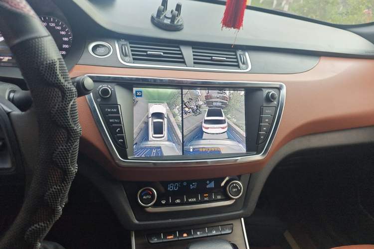 Used Land X7 2018 Geely Xingyue 1.5T Panoramic Supreme Model Audio And AC Panel