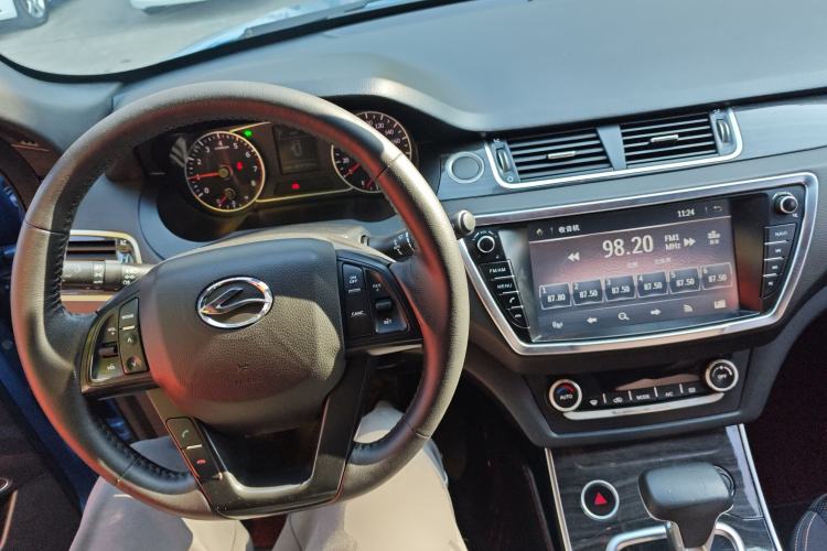 Used Land X7 2018 Jingyue 1.5T Panoramic Luxury Model Center Console