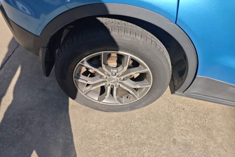 Used Land X7 2018 Jingyue 1.5T Panoramic Luxury Model Right Rear Wheel Hub