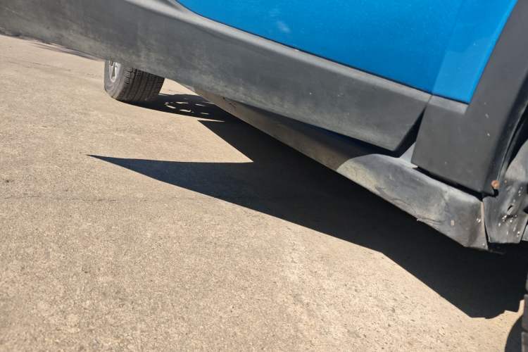 Used Land X7 2018 Jingyue 1.5T Panoramic Luxury Model Right Side Sill