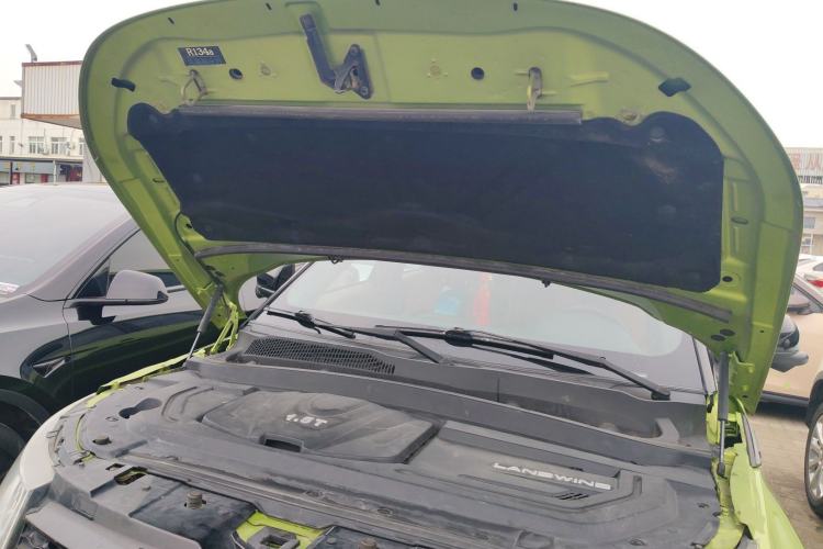 Used Land X7 2018 Geely Jingyue 1.5T Panoramic Luxury Model Engine Bay