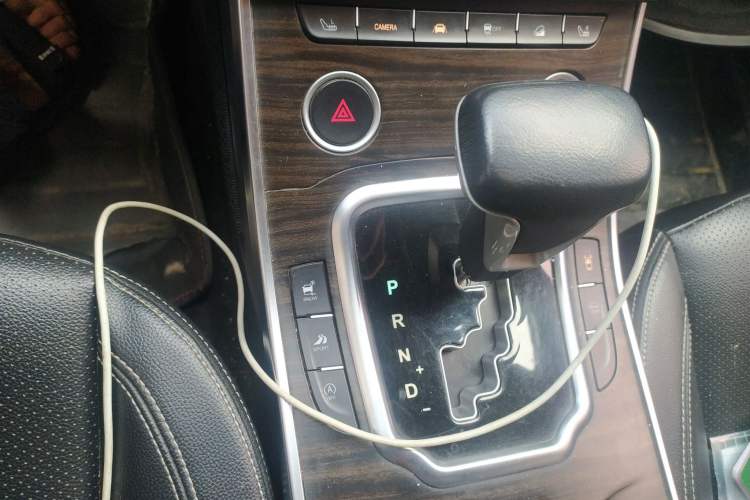 Used Land X7 2018 Geely Xingyue 1.5T Panoramic Supreme Model Gear Lever