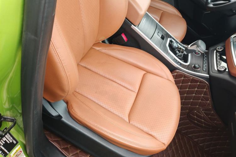 Used Land X7 2018 Geely Jingyue 1.5T Panoramic Luxury Model Right Front Seat