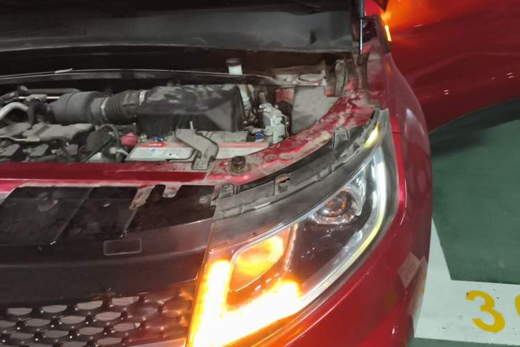 Used Land X7 2018 Geely Xingyue 1.5T Panoramic Supreme Model Engine Bay Left