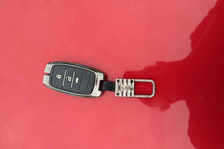 Used Land X7 2018 Geely Jingyue 1.5T Panoramic Luxury Model Vehicle Key