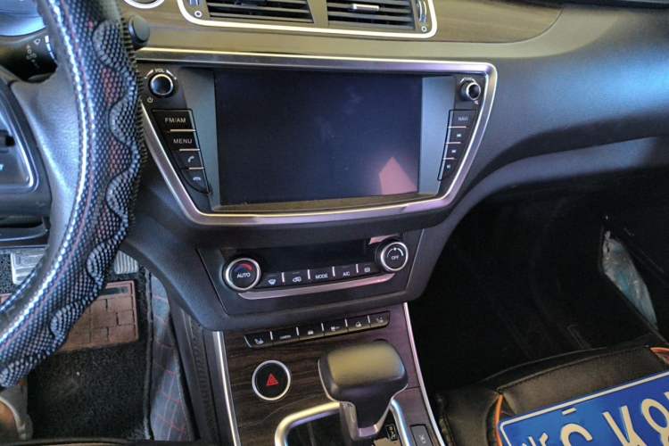 Used Land X7 2018 Geely Xingyue 1.5T Panoramic Supreme Model Audio And AC Panel