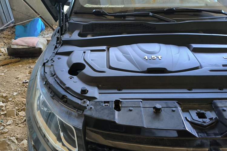 Used Land X7 2018 Geely Xingyue 1.5T Panoramic Supreme Model Engine Bay Right