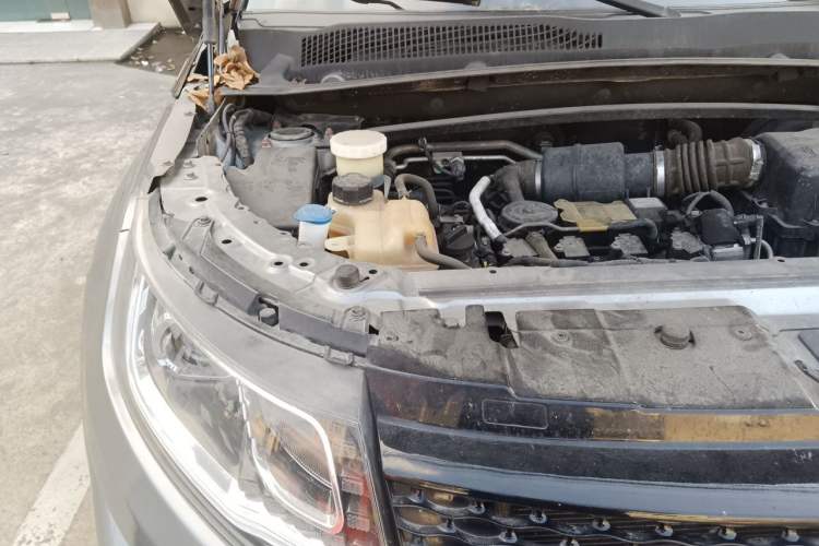 Used Land X7 2018 Geely Jingyue 1.5T Panoramic Luxury Model Engine Bay Right