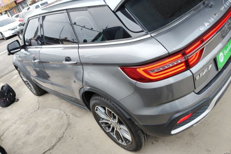 Used Land X7 2018 Geely Jingyue 1.5T Panoramic Luxury Model Exterior 3