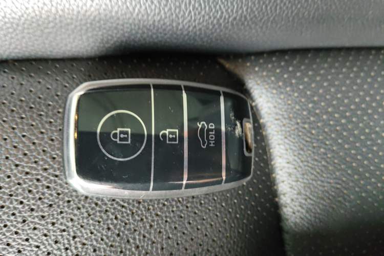Used Land X7 2018 Geely Jingyue 1.5T Panoramic Luxury Model Interior 1