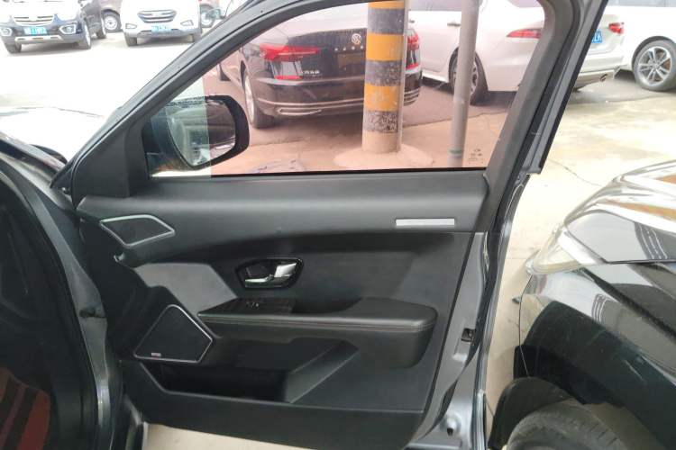 Used Land X7 2018 Geely Jingyue 1.5T Panoramic Luxury Model Interior 5