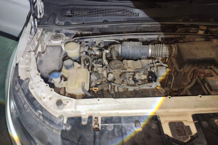Used Land X7 2018 Geely Xingyue 1.5T Panoramic Supreme Model Engine Bay Right