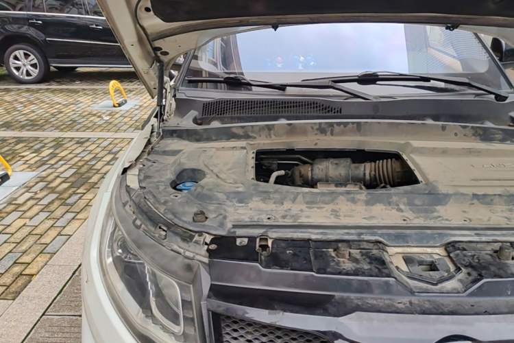 Used Land X7 2018 Geely Xingyue 1.5T Panoramic Supreme Model Engine Bay Right