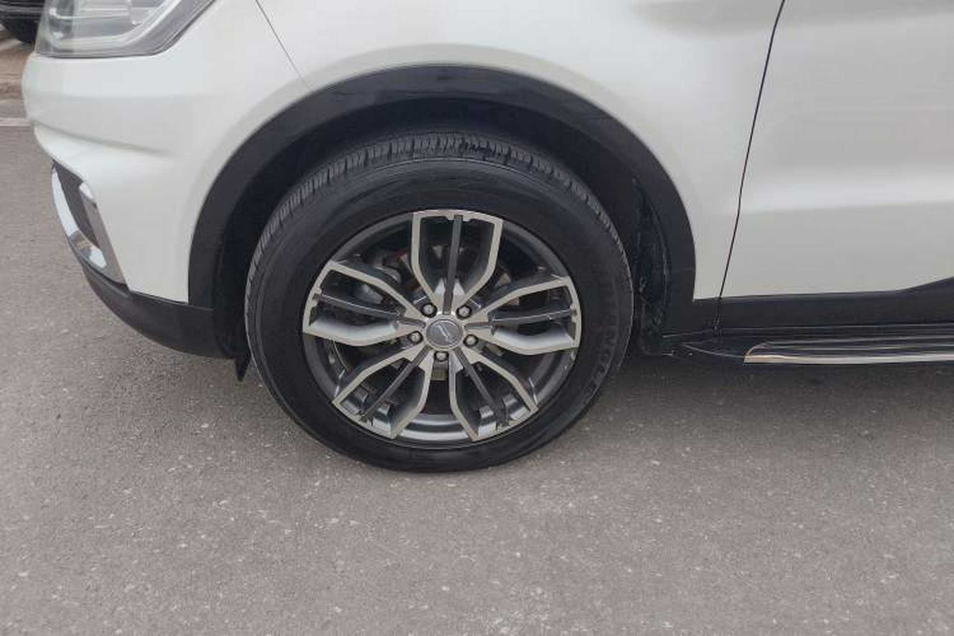 Used Land X7 2018 Geely Jingyue 1.5T Panoramic Luxury Model Exterior 4