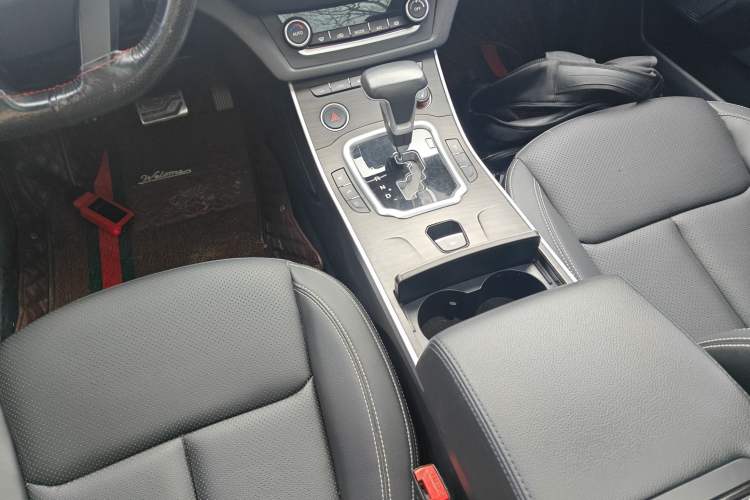 Used Land X7 2018 Geely Xingyue 1.5T Panoramic Supreme Model Gear Lever