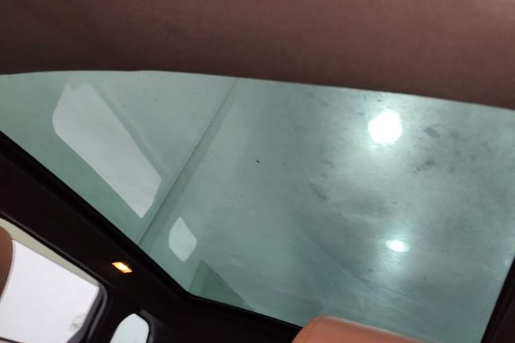 Used Land X7 2018 Geely Jingyue 1.5T Panoramic Luxury Model Headliner