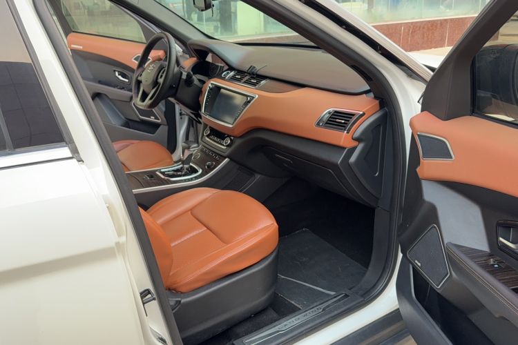 Used Land X7 2018 Geely Jingyue 1.5T Panoramic Luxury Model Interior 2