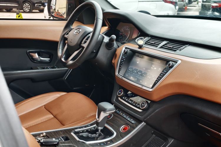 Used Land X7 2018 Geely Jingyue 1.5T Panoramic Luxury Model Interior 3