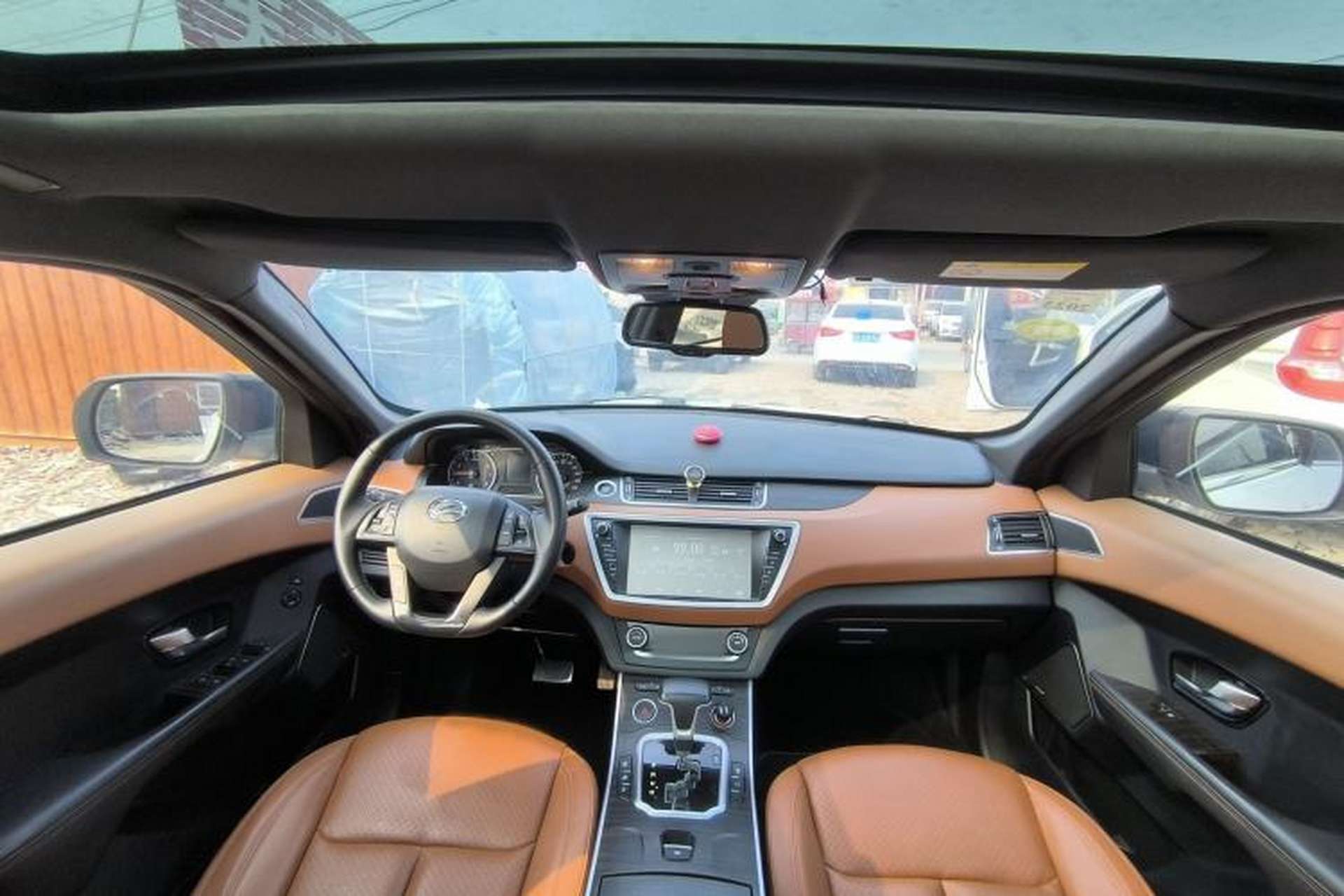 Used Land X7 2018 Geely Jingyue 1.5T Panoramic Luxury Model Interior 4