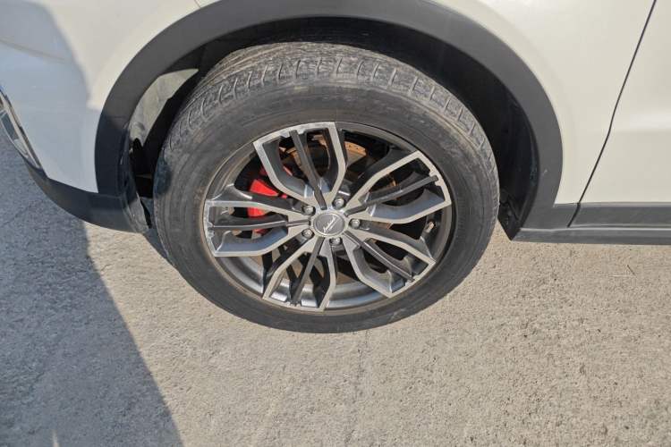 Used Land X7 2018 Geely Xingyue 1.5T Panoramic Supreme Model Left Front Wheel Hub