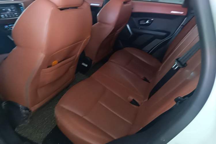 Used Land X7 2018 Geely Jingyue 1.5T Panoramic Luxury Model Left Rear Seat