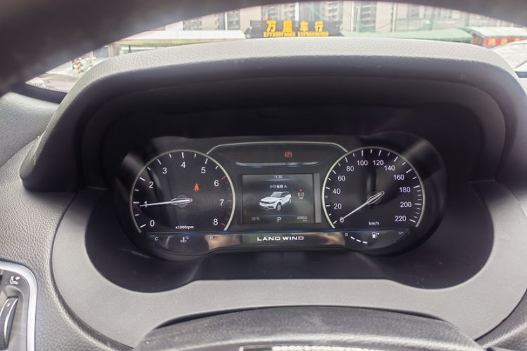 Used Land X7 2018 Geely Xingyue 1.5T Panoramic Supreme Model Odometer Close Up